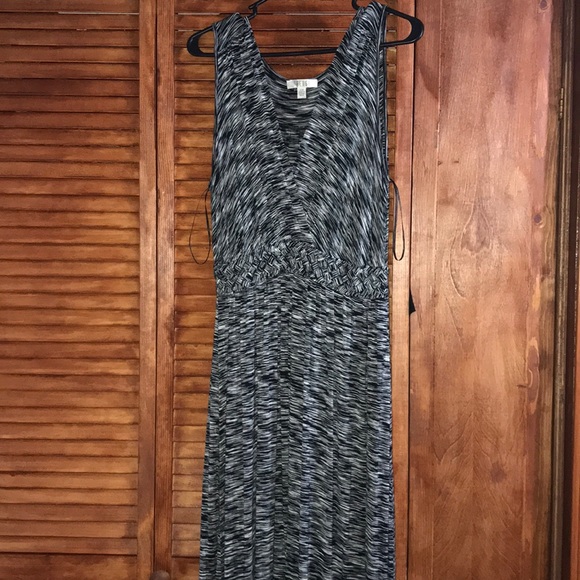 Sleeveless Stretch Maxi Dress - Picture 1 of 3